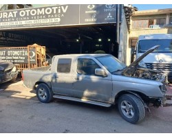 Nissan Pick-Up D22 Çıkma Sağ Ön Çamurluk