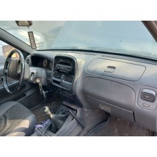 Nissan Pick-Up D22 Çıkma Komple Göğüs