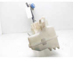 SSANGYONG KYRON ÇIKMA CAM SU BİDONU SSANGYONG KYRON ÇIKMA CAM SU BİDONU